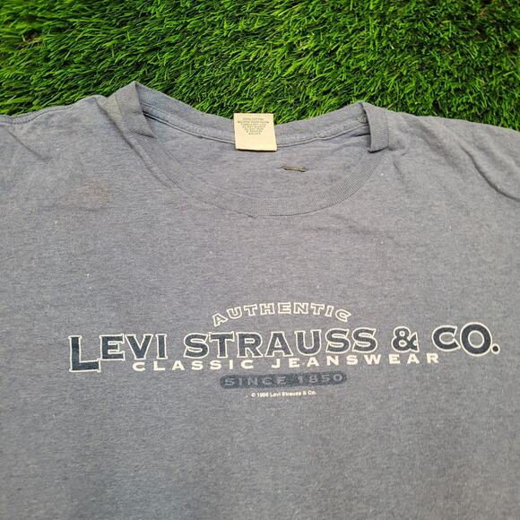 Vintage 90s Levis Spellout T-Shirt Mens L Made in USA Graphic Tee Boxy Fit - Picture 2 of 15